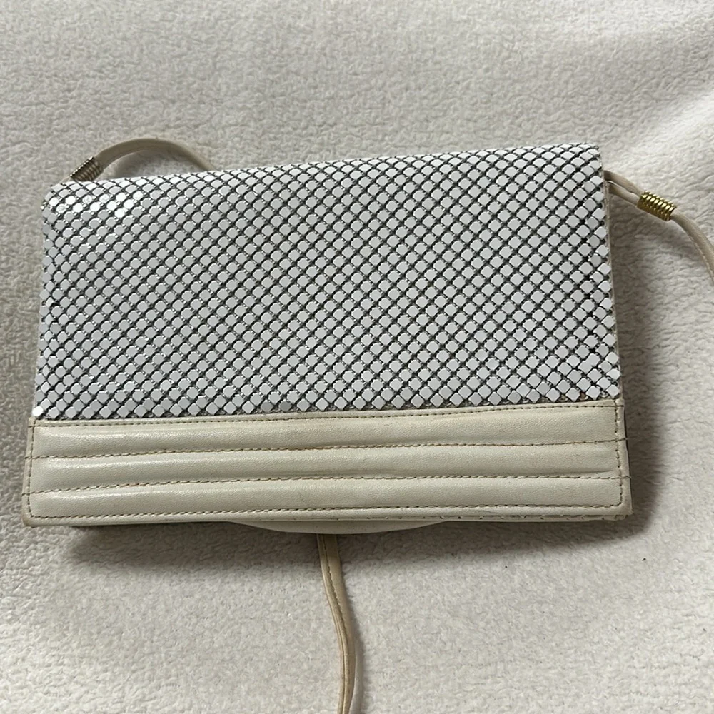 Whiting & Davis Off White Cream  Alumesh Metal Mesh Crossbody bag Great shape!